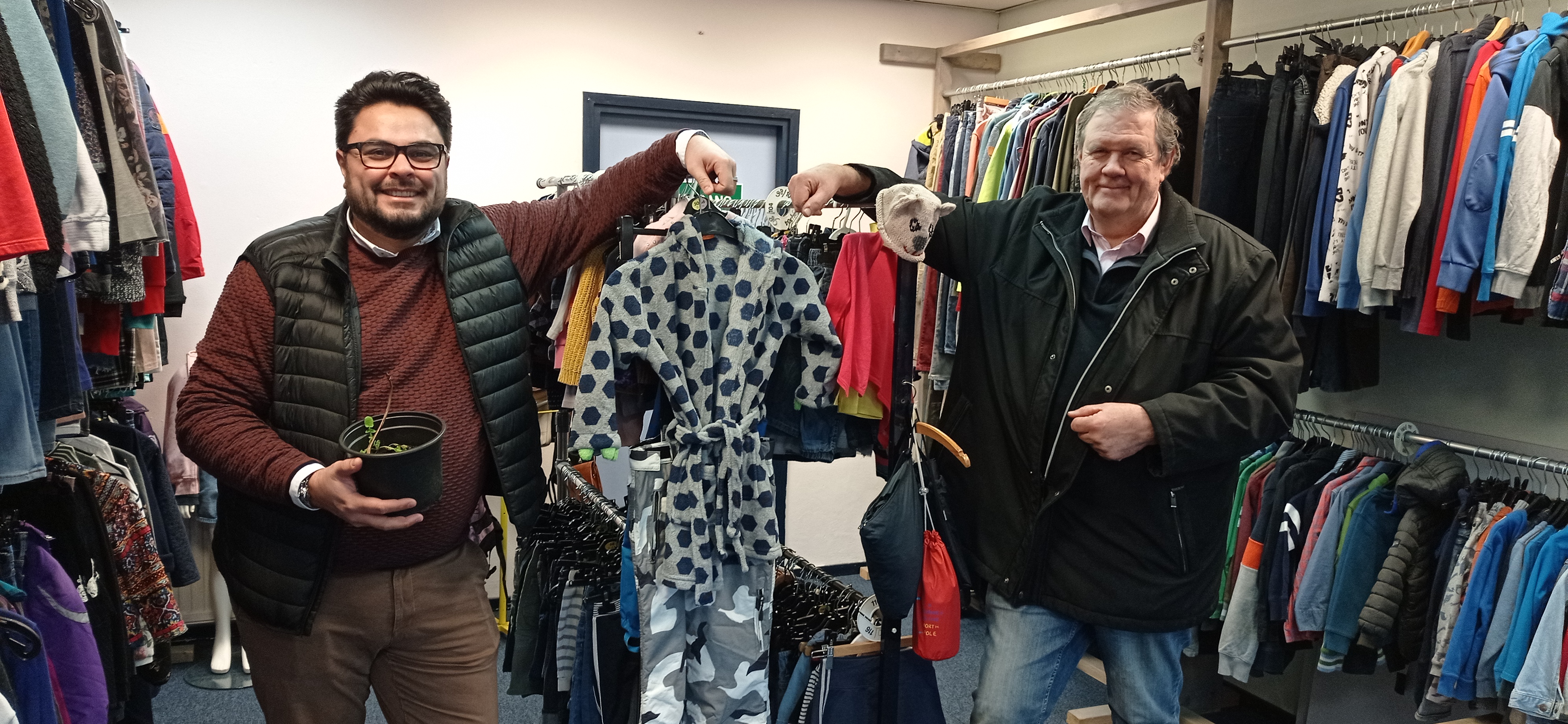 Bati Goedhart en Eric Marsman, Kledingbank Teylingen